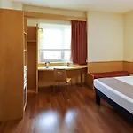 Ibis 3*