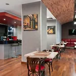 Ibis Hotel 3*