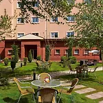 Ibis 3*