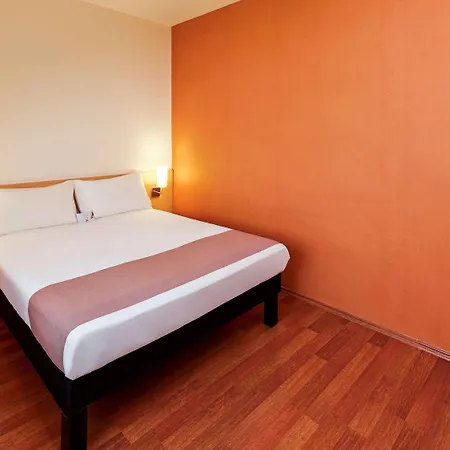Hotel Ibis 3*