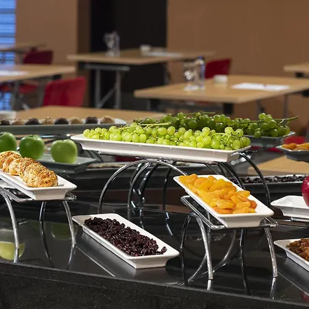 Hotel Ibis 3*
