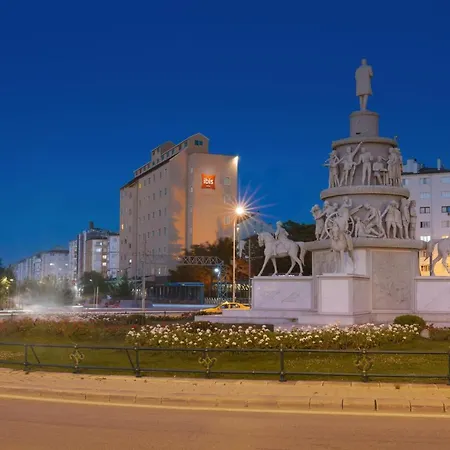 Ibis Hotel 3*