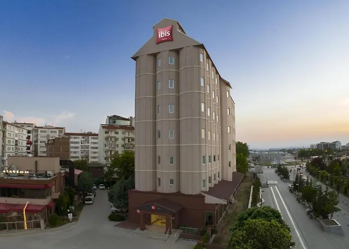 Ibis Hotel 3*
